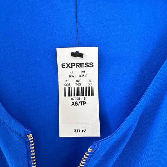 NWT Express Zip Top - Picture 3 of 3